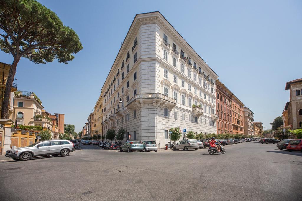 Schatzy Rome